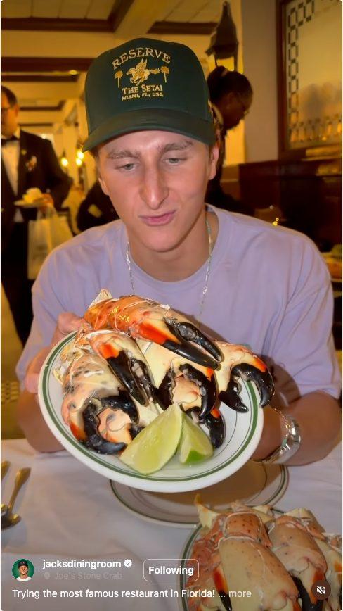 Joe's Stone Crab