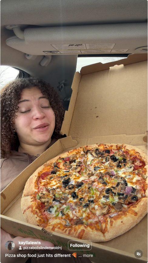 Pizza Boli's