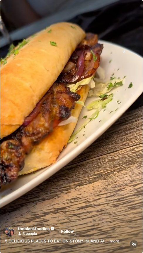 S2 City Grill and Daiquiri Bar