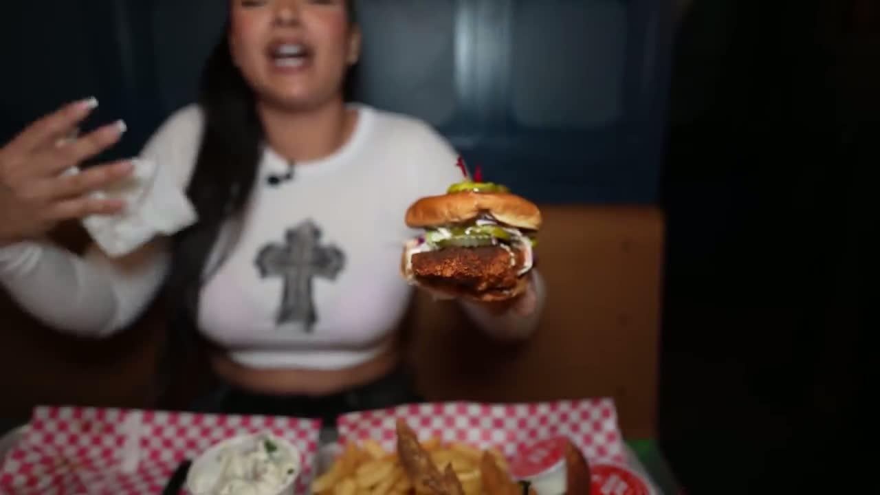 Hattie B's Hot Chicken